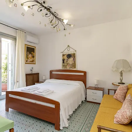 La Casa Di Sara Mascali